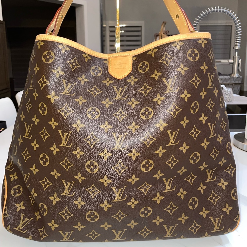 Louis Vuitton. DELIGHTFUL MM Monogram